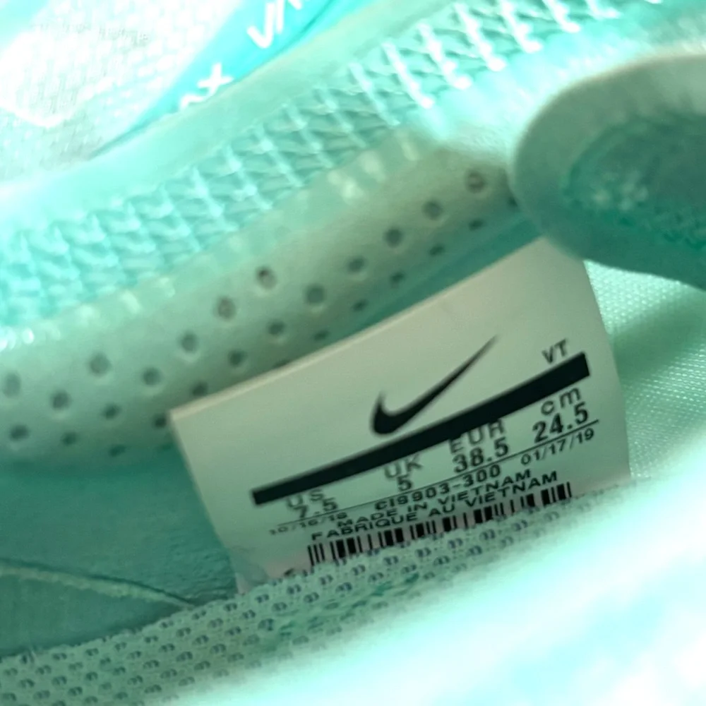 Nike Air Vapormax Women’s 7.5 2019 Teal Tint Blue Aqua Running Shoes Sneaker - Picture 6 of 6